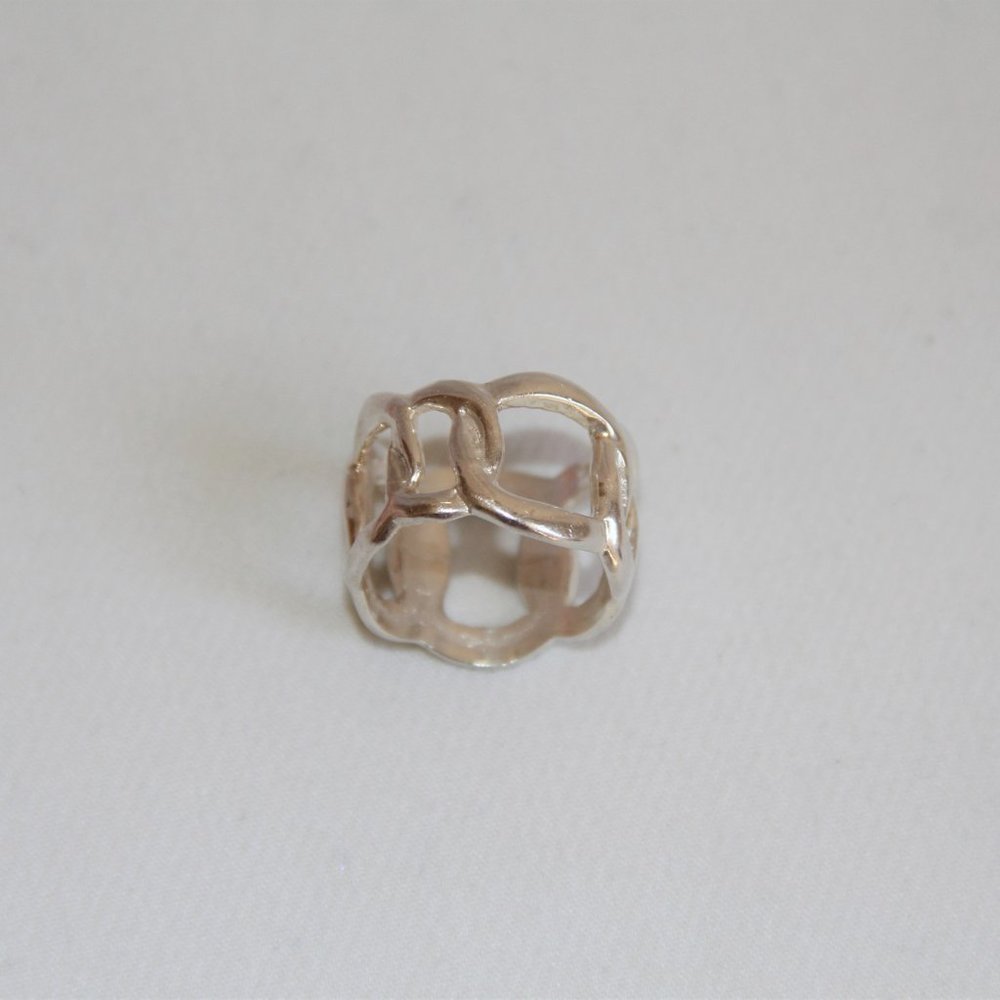 Sterling Silver Interlocking Circle Band Ring - image 8